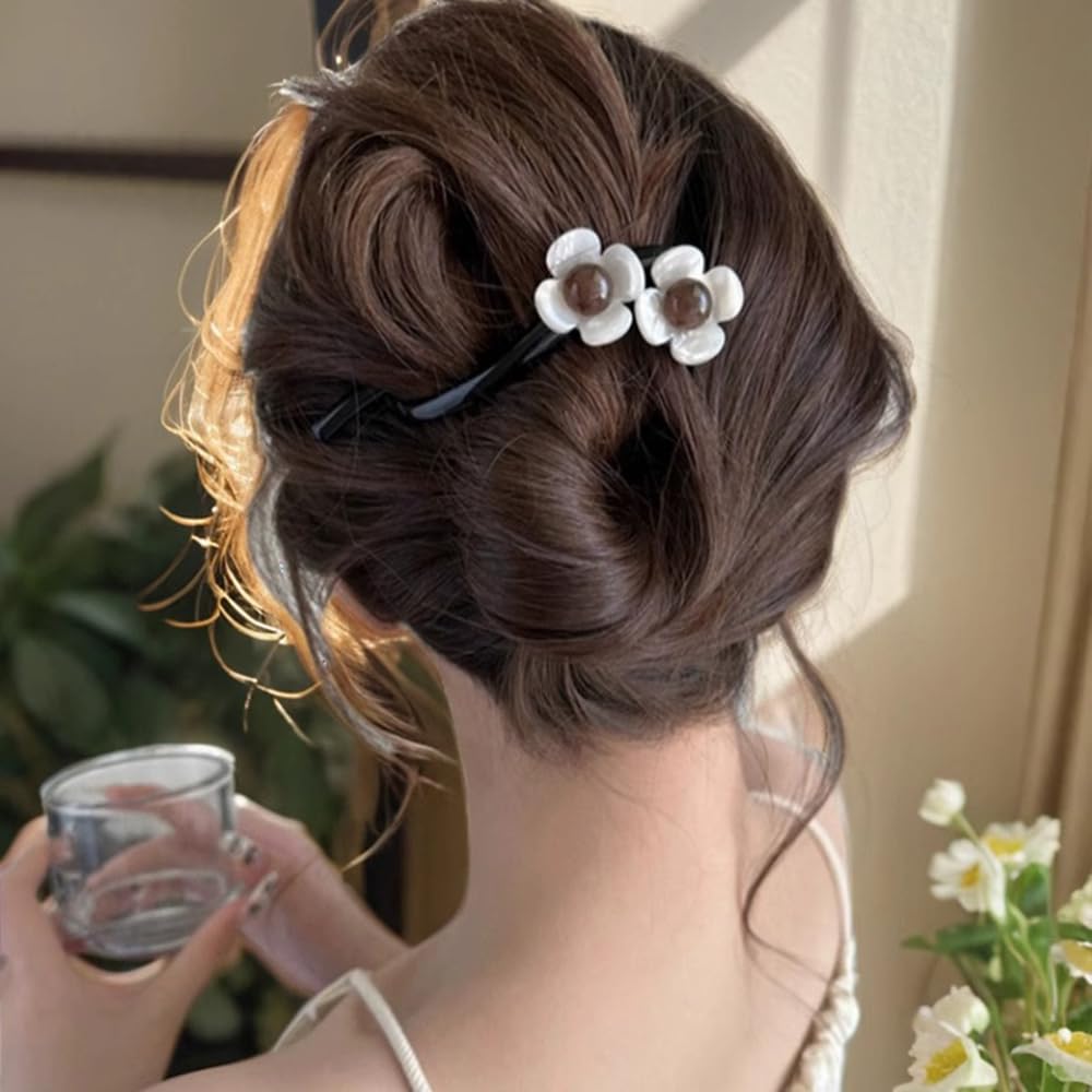 S.A.V.I 1Pc White Flower Hair Clutch Clip for Women & Girls | 11cm Strong Grip Hair Accessory for Bun & Updo | Elegant Floral Design for Daily, Party & Ethnic | Hair Claw Clip