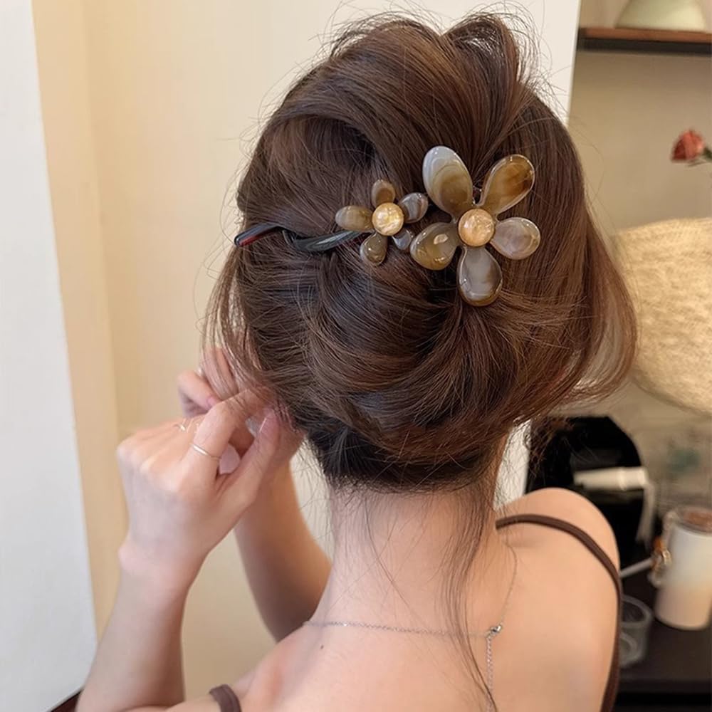 S.A.V.I Brown Floral Hair Clip for Women & Girls | 13cm Resin Tortoise Shell Claw Clip | Stylish Flower Hair Accessory for Bun, Daily, Party | Strong Grip, Elegant Look
