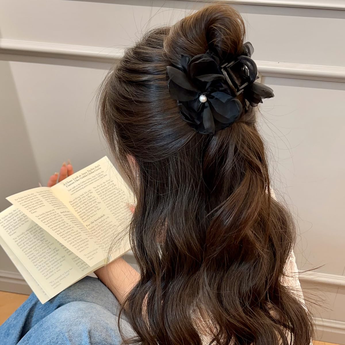 S.A.V.I Black Flower Hair Claw Clip for Women & Girls | Pearl Centered Floral Hair Accessory | 8cm Stylish Hair Clip for Bun, Party, Wedding & Daily | Elegant Hair Styling Clip