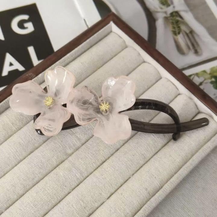 S.A.V.I Trendy Floral Hair Clip for Women & Girls | White Acrylic Flower Design | Elegant Side & Back Hair Accessory | Lightweight Durable Plastic | 12.7 x 3.9 cm