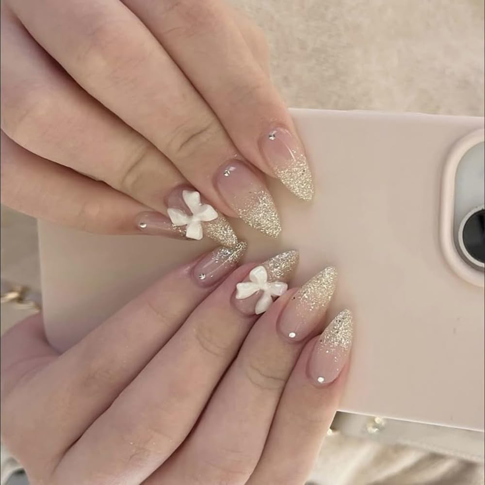 S.A.V.I 3D Nail Art Decoration Set – 12-Grid Box with 18 Bow Charms (6 Colours), 12 Butterfly Charms, Pearls, Rhinestones & Beads – DIY Nail Accessories for Professional Salon & Home Manicure