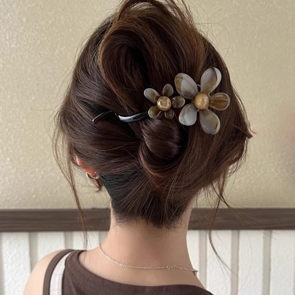 S.A.V.I Brown Floral Hair Clip for Women & Girls | 13cm Resin Tortoise Shell Claw Clip | Stylish Flower Hair Accessory for Bun, Daily, Party | Strong Grip, Elegant Look