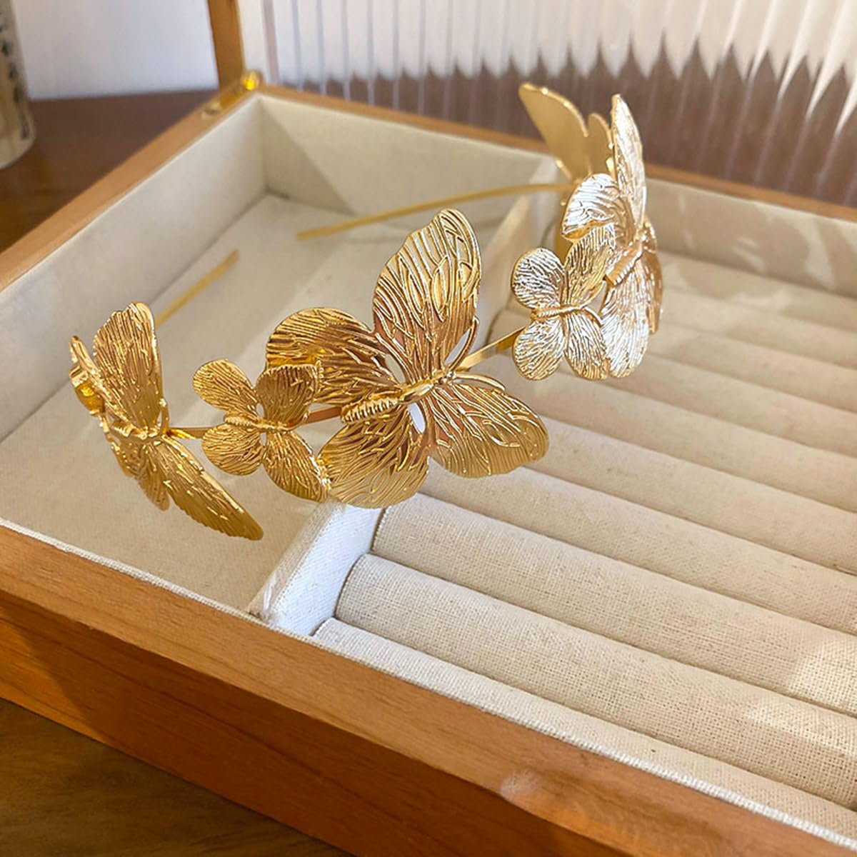 S.A.V.I Golden Butterfly Hairband for Women & Girls | Elegant Metal Headband | Lightweight Adjustable Floral Design | Party, Wedding, Festive & Stylish Hair Accessory – 14.5cm (Gold, Onesize)