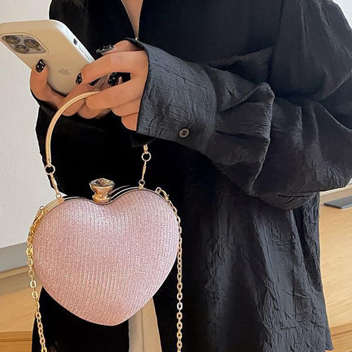 S.A.V.I Women’s Heart Shaped Pink Glitter Clutch Bag | Party & Wedding Evening Purse with Gold Handle, Chain Strap & Crystal Lock | Elegant Metallic Handbag for Brides & Events – 16x15 cm (Pink)